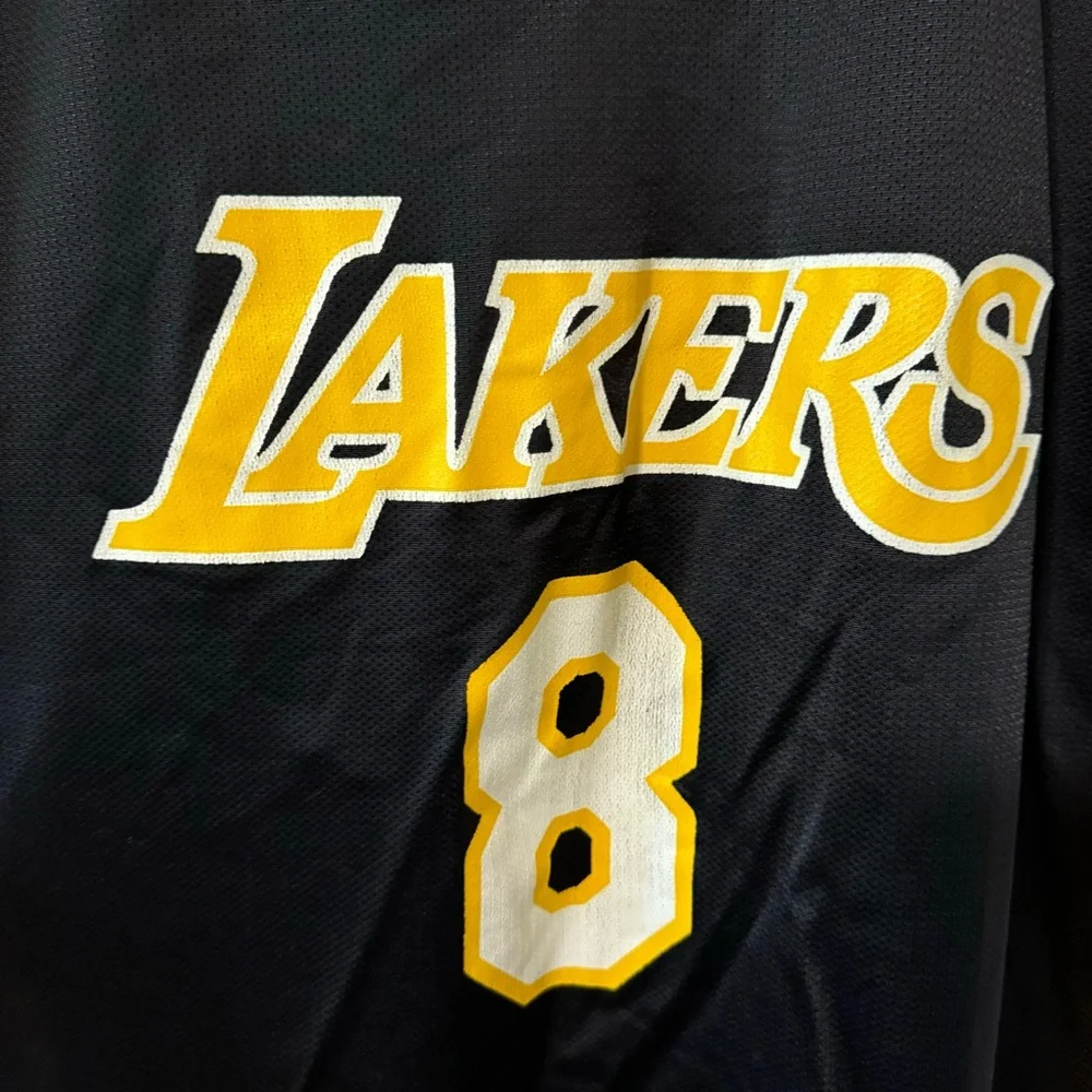 Vintage Kobe Bryant 8 Los Angeles Lakers NBA Jersey Champion Black Yellow-XL - Picture 4 of 11